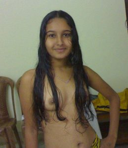 slim-sexy-horny-nude-college-girl-small-boobs