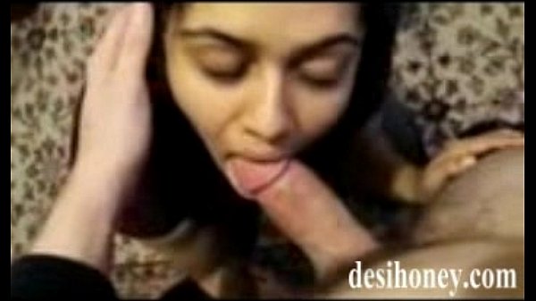 Indiansex video of a young slut giving an amazing blowjob