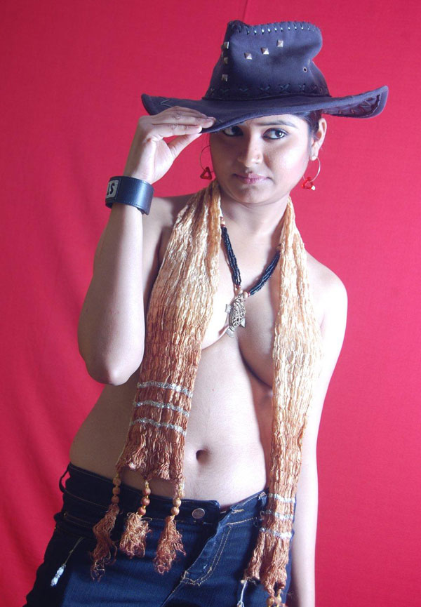 Indian girl erotic photos